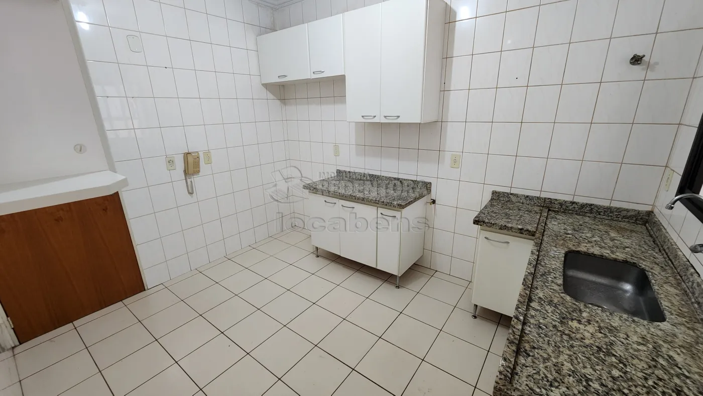 Alugar Apartamento / Padrão em São José do Rio Preto R$ 1.000,00 - Foto 3