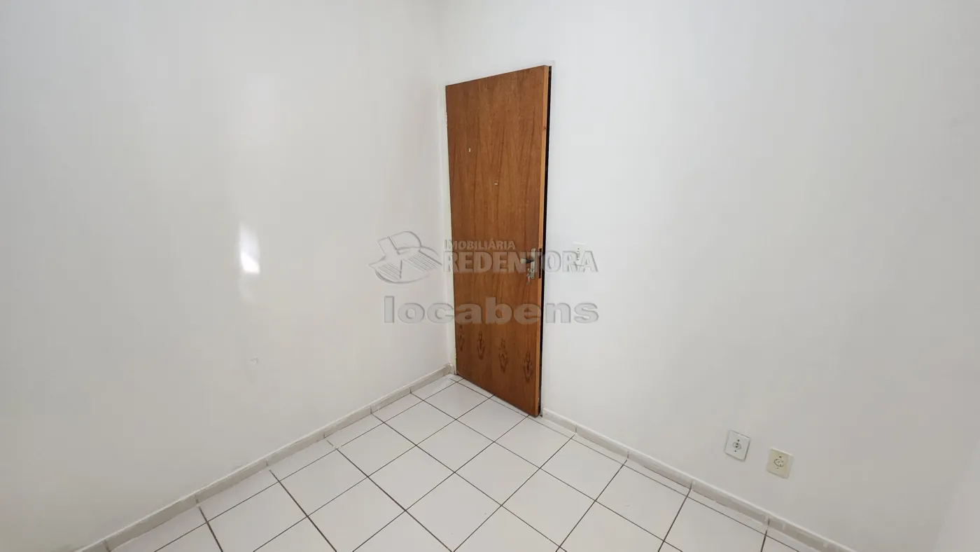 Alugar Apartamento / Padrão em São José do Rio Preto R$ 1.000,00 - Foto 9