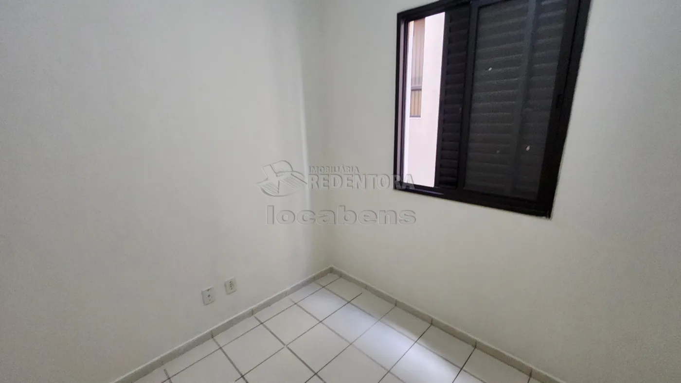 Alugar Apartamento / Padrão em São José do Rio Preto R$ 1.000,00 - Foto 8