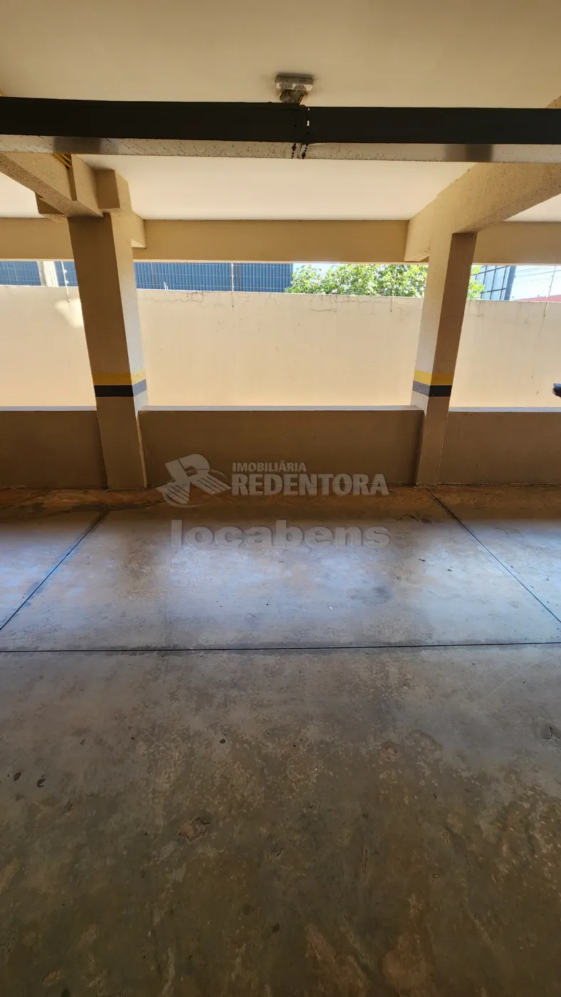 Alugar Apartamento / Padrão em São José do Rio Preto R$ 1.000,00 - Foto 17