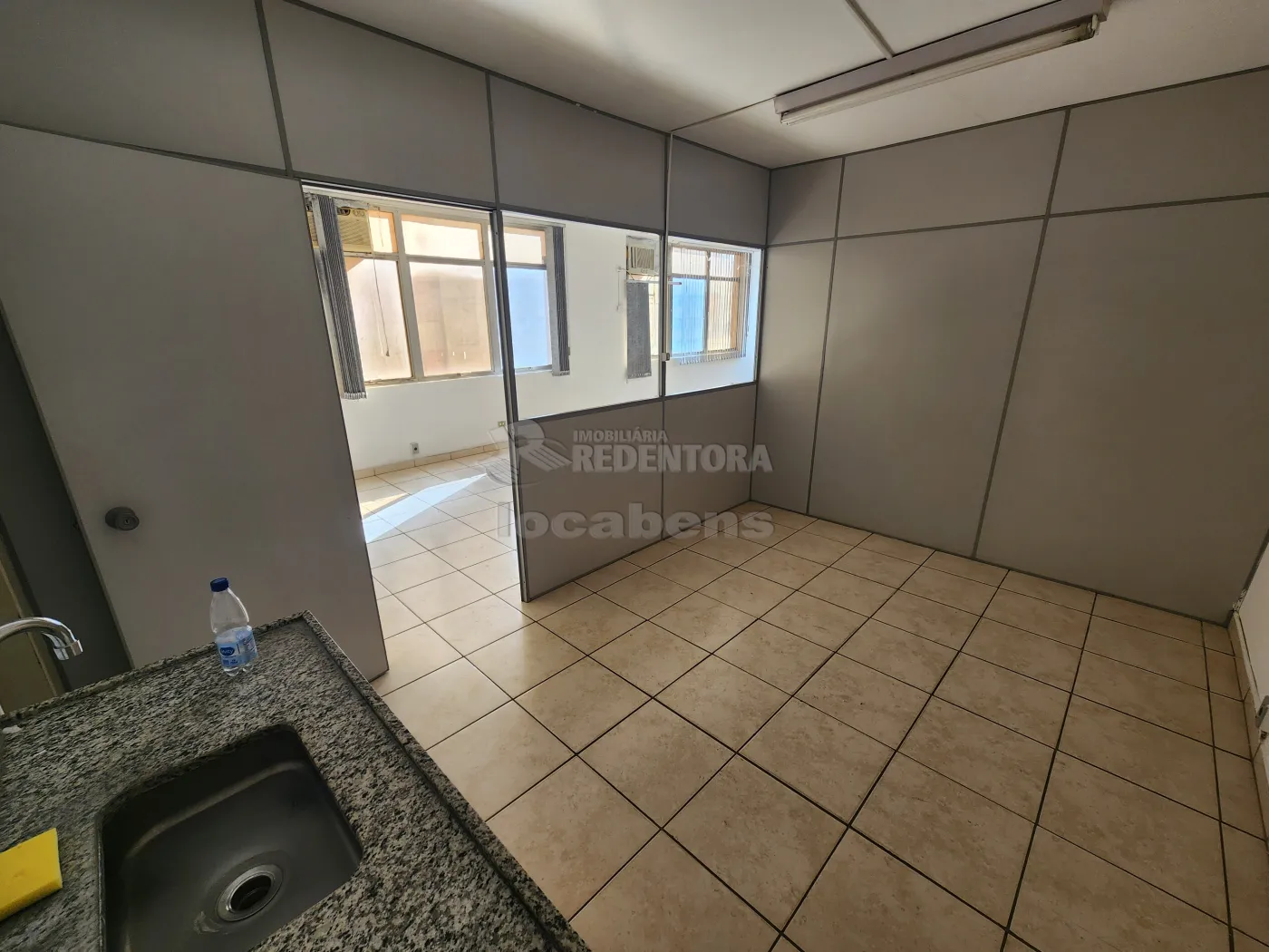 Alugar Comercial / Sala em São José do Rio Preto R$ 800,00 - Foto 9