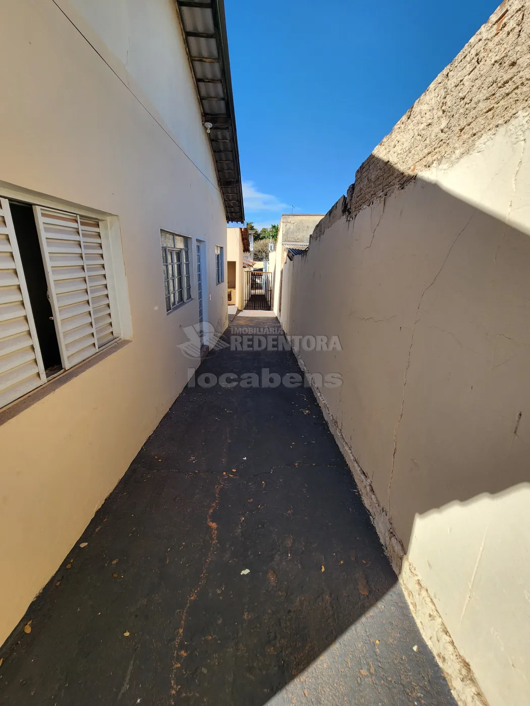 Alugar Casa / Padrão em São José do Rio Preto R$ 1.200,00 - Foto 15