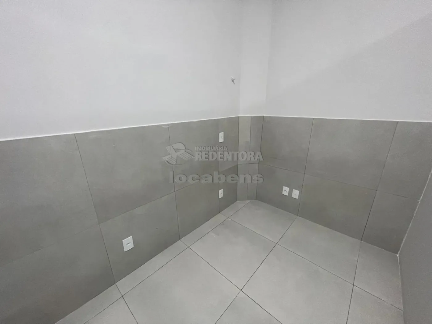 Alugar Comercial / Sala em São José do Rio Preto R$ 900,00 - Foto 2