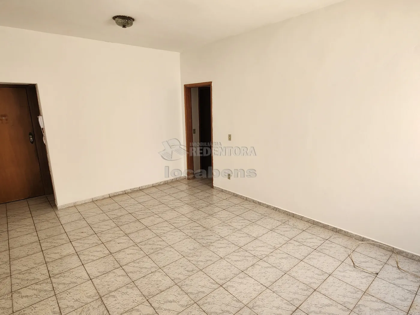 Alugar Apartamento / Padrão em São José do Rio Preto R$ 850,00 - Foto 1