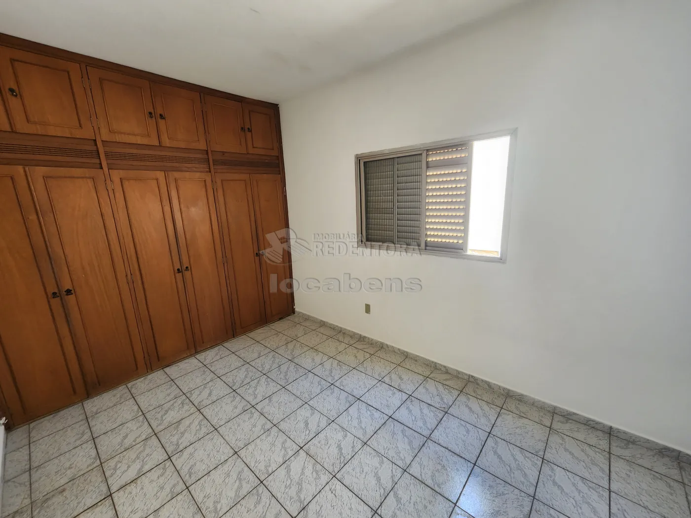 Alugar Apartamento / Padrão em São José do Rio Preto R$ 850,00 - Foto 9