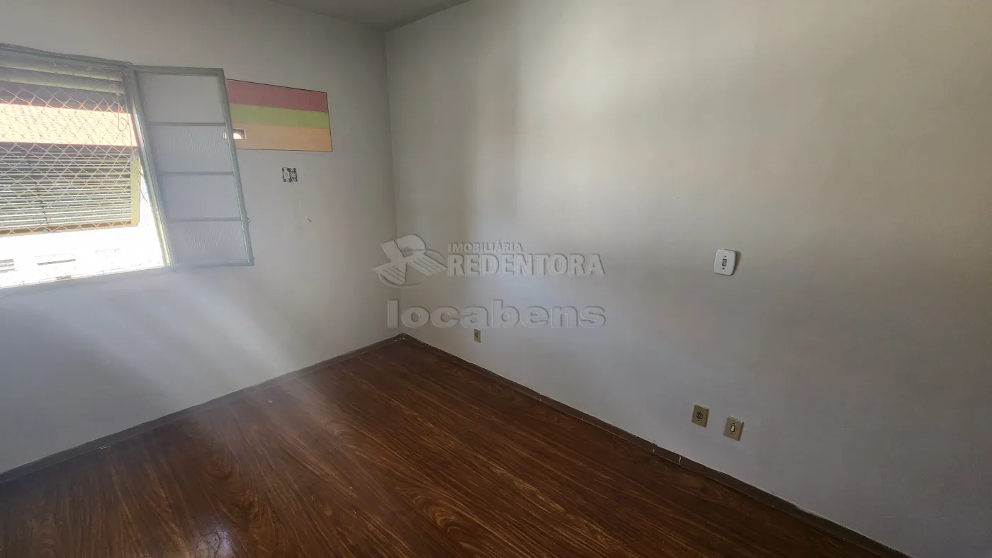 Alugar Apartamento / Padrão em São José do Rio Preto R$ 650,00 - Foto 3