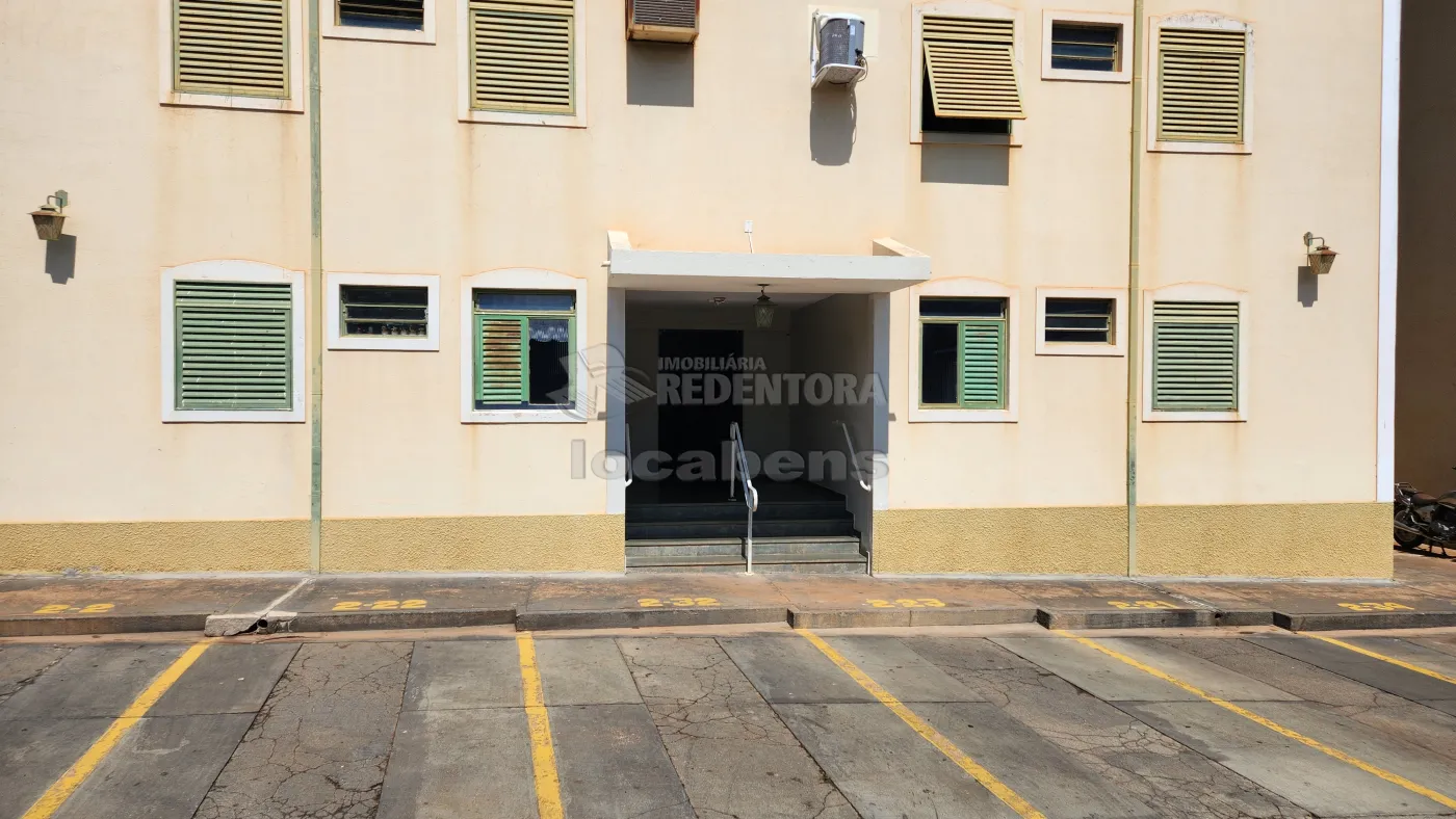 Alugar Apartamento / Padrão em São José do Rio Preto R$ 650,00 - Foto 12