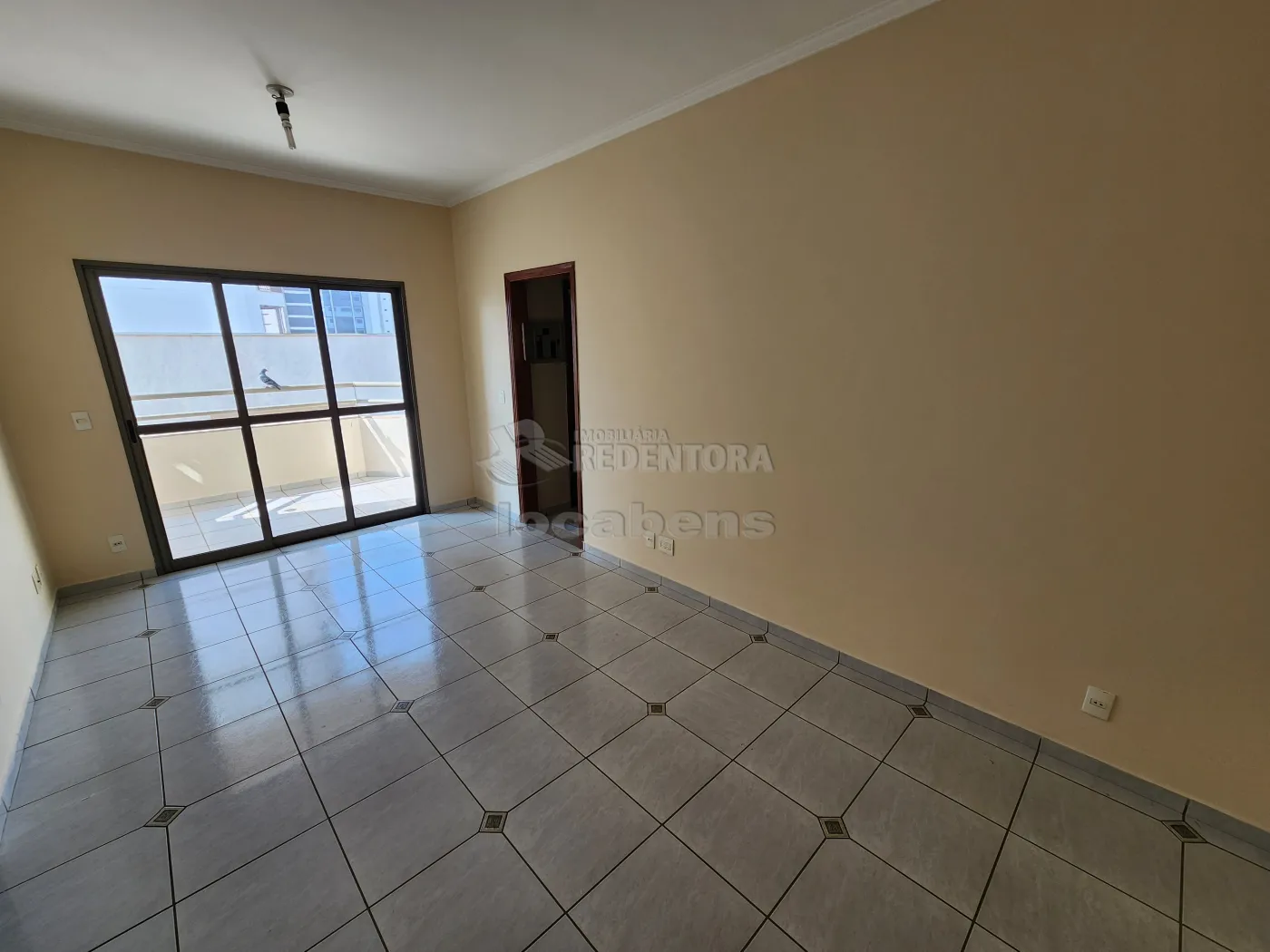 Alugar Apartamento / Padrão em São José do Rio Preto R$ 1.300,00 - Foto 1