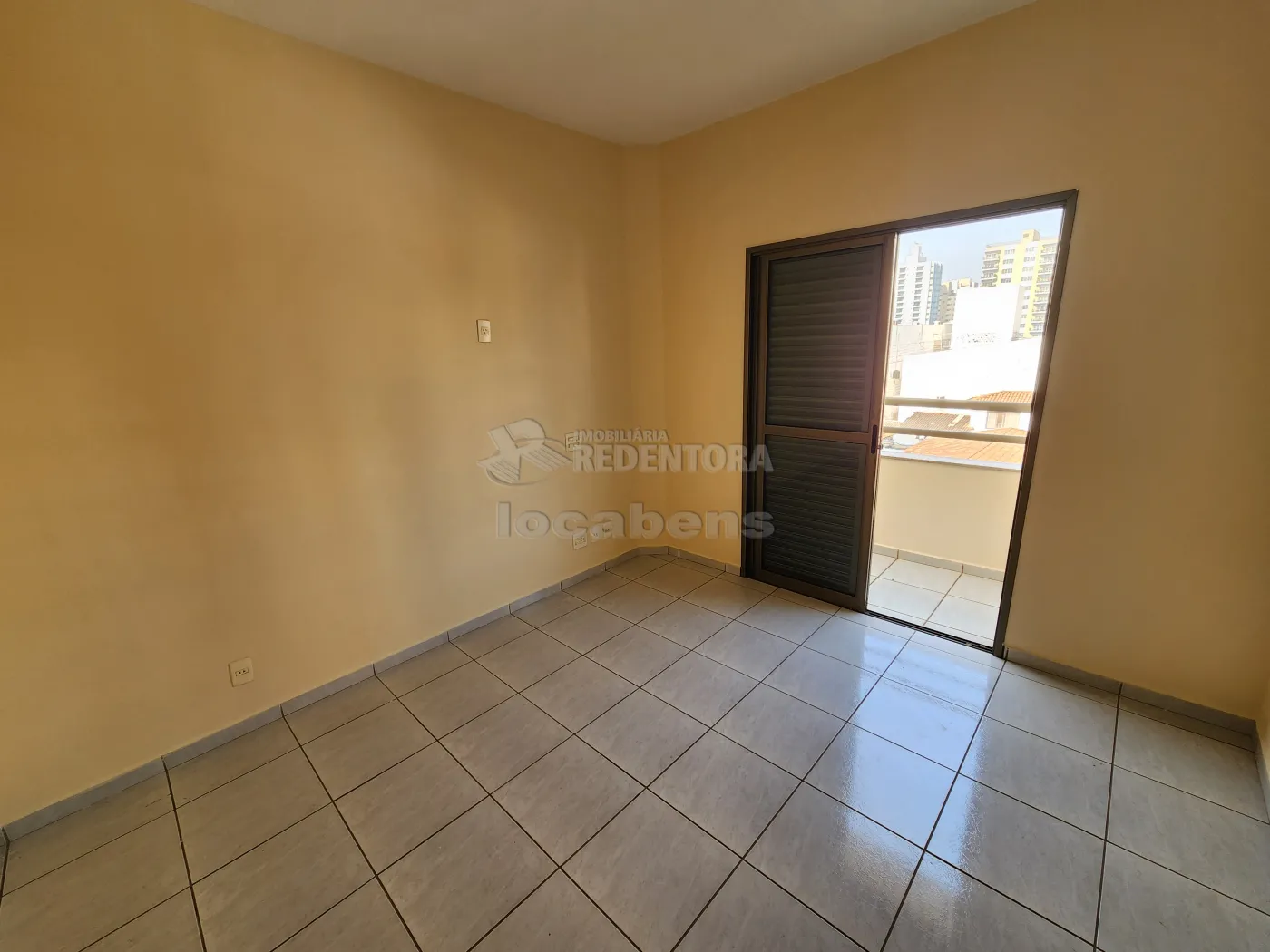 Alugar Apartamento / Padrão em São José do Rio Preto R$ 1.300,00 - Foto 7