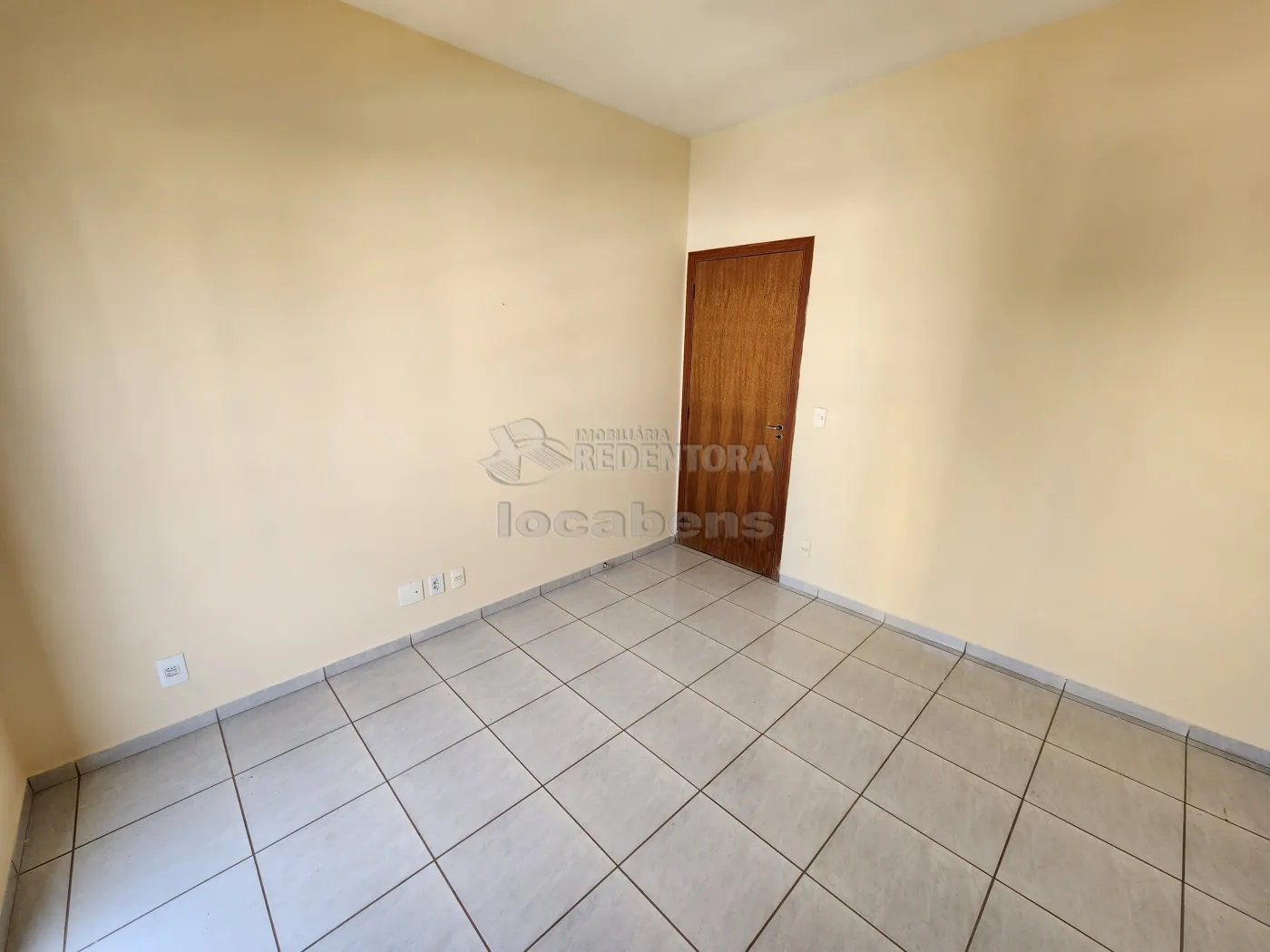 Alugar Apartamento / Padrão em São José do Rio Preto R$ 1.300,00 - Foto 8