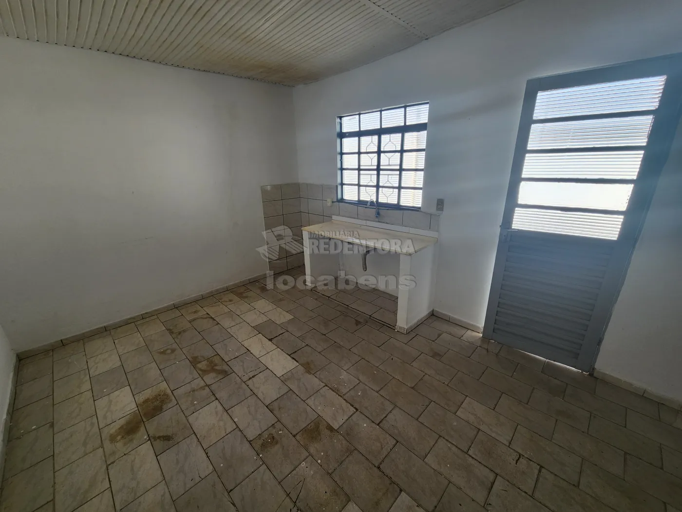 Comprar Casa / Padrão em São José do Rio Preto apenas R$ 180.000,00 - Foto 4