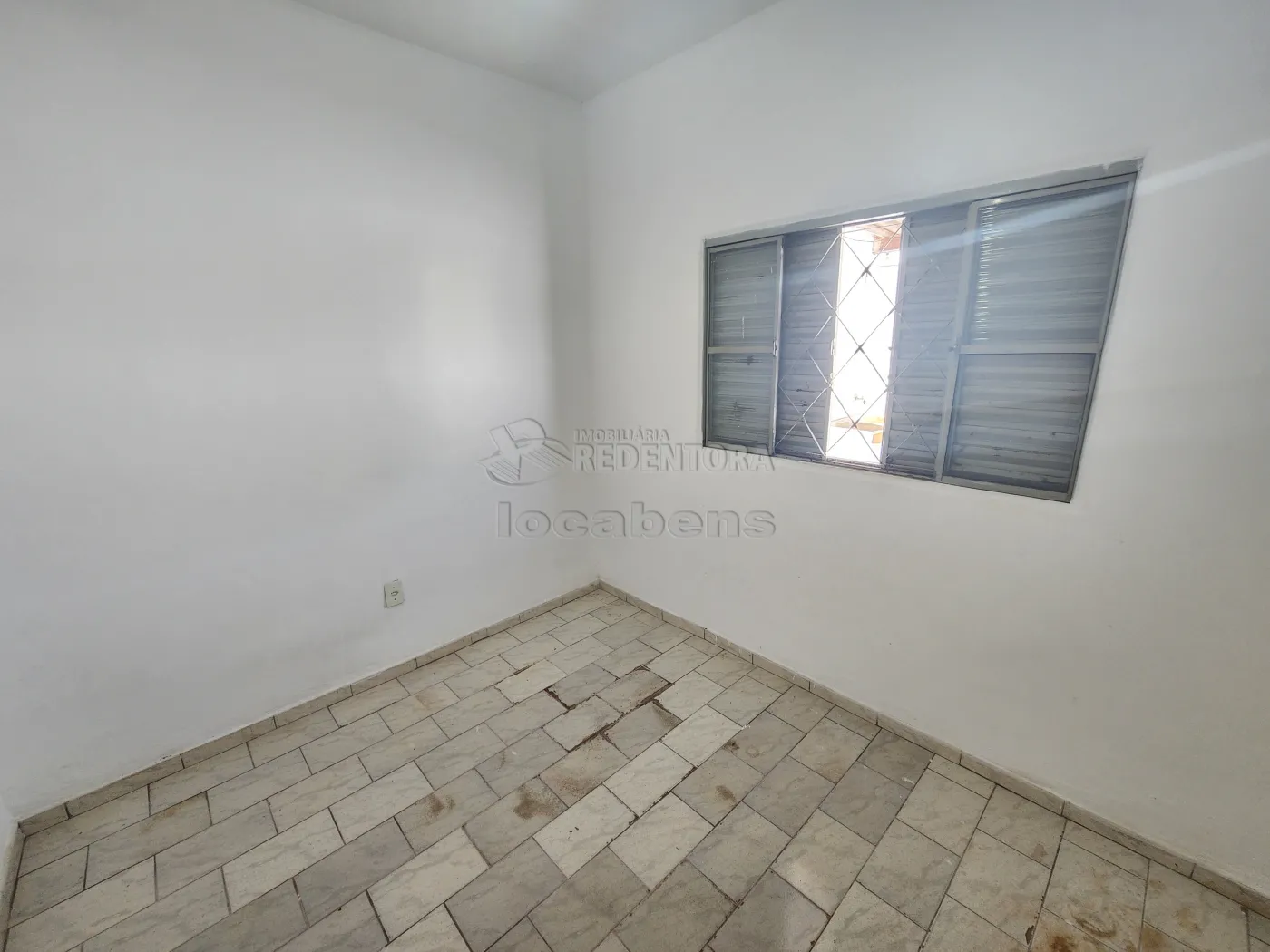 Comprar Casa / Padrão em São José do Rio Preto R$ 180.000,00 - Foto 8