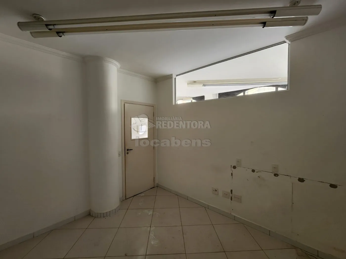 Alugar Comercial / Salão em São José do Rio Preto R$ 8.000,00 - Foto 27