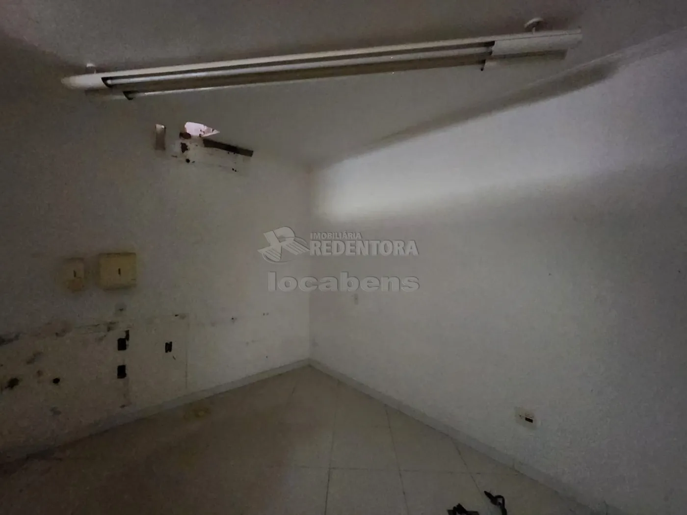 Alugar Comercial / Salão em São José do Rio Preto R$ 8.000,00 - Foto 34