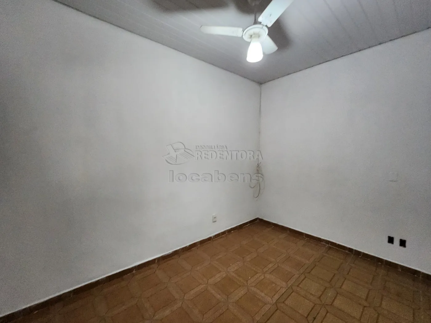 Alugar Casa / Padrão em São José do Rio Preto R$ 850,00 - Foto 8