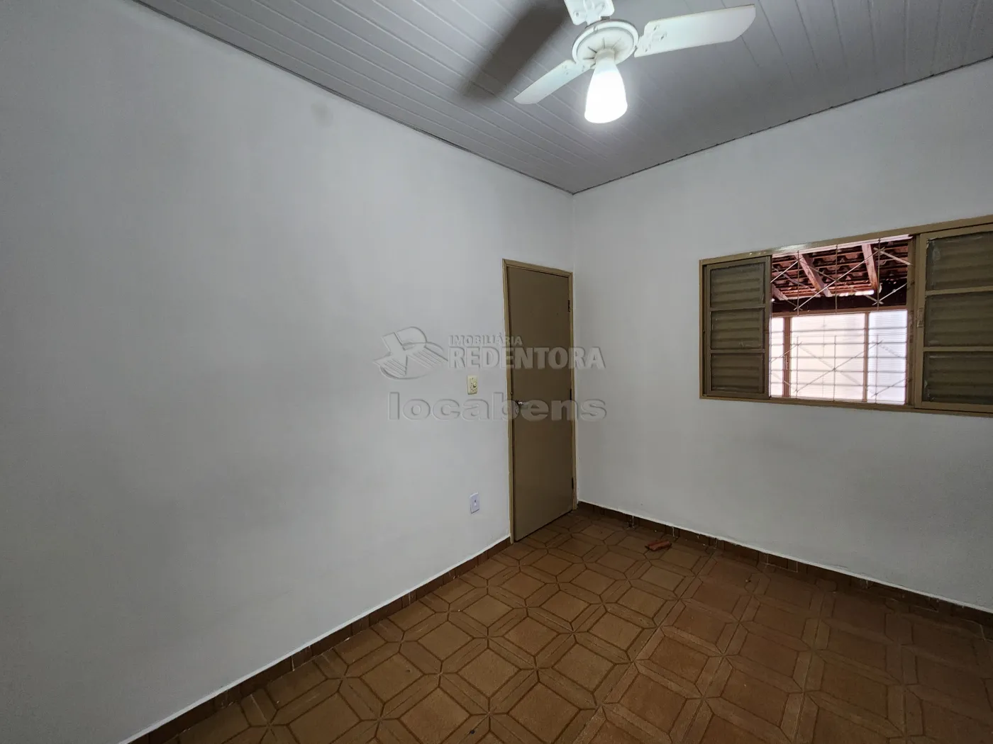 Alugar Casa / Padrão em São José do Rio Preto R$ 850,00 - Foto 9