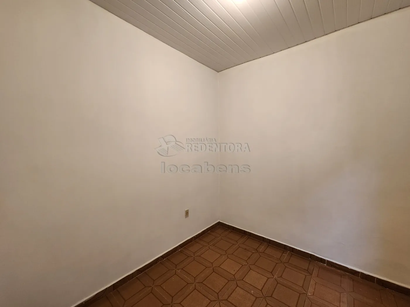 Alugar Casa / Padrão em São José do Rio Preto R$ 850,00 - Foto 10