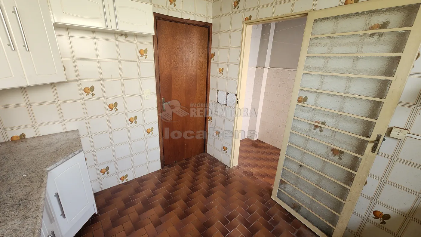 Apartamento à venda com 2 quartos, 65m² - Foto 4