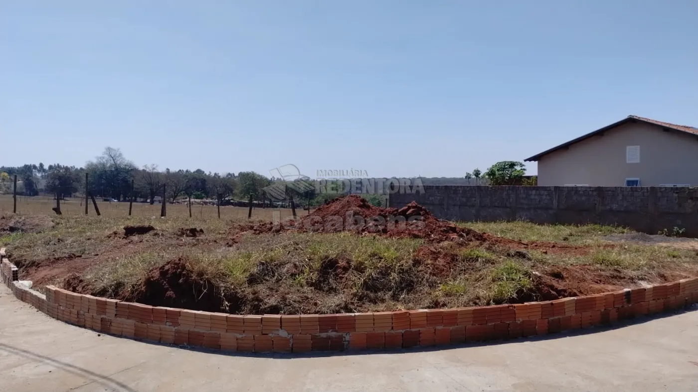 Comprar Terreno / Padrão em São José do Rio Preto R$ 320.000,00 - Foto 1