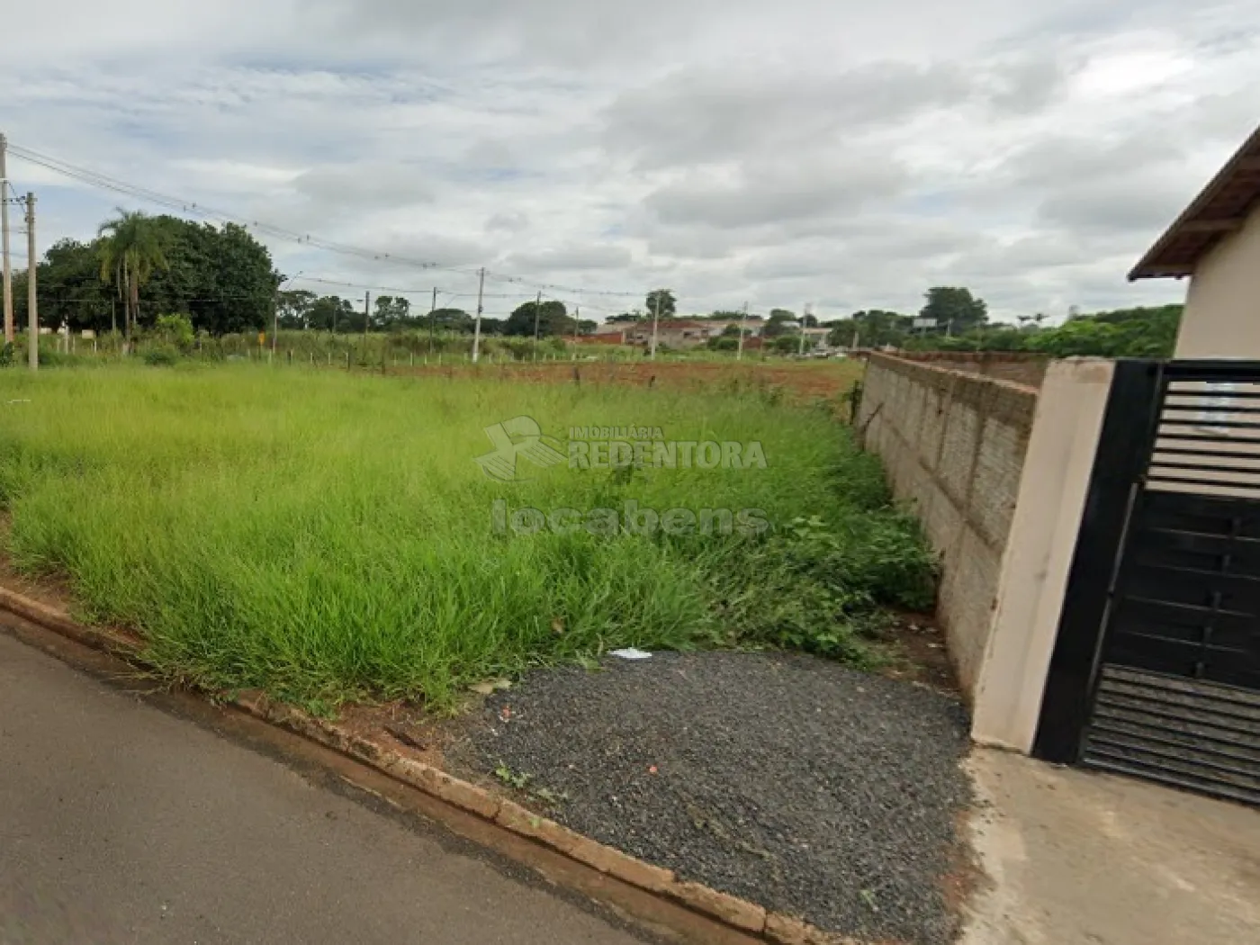 Comprar Terreno / Padrão em São José do Rio Preto R$ 320.000,00 - Foto 2