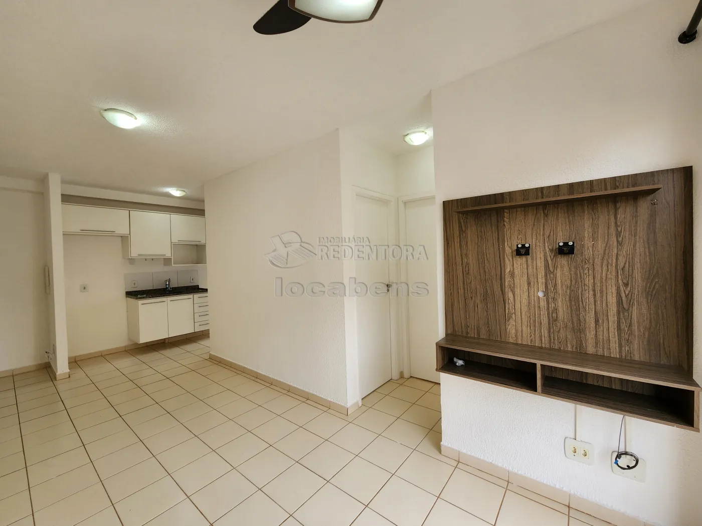 Apartamento para alugar com 2 quartos, 50m² - Foto 2