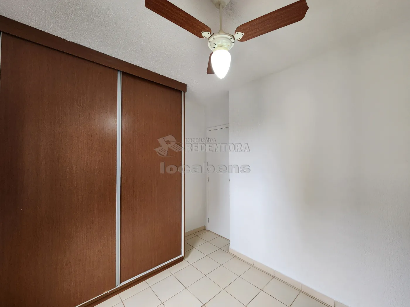 Apartamento para alugar com 2 quartos, 50m² - Foto 6