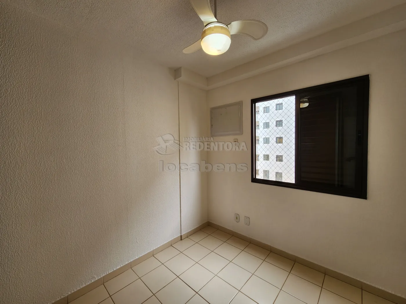 Apartamento para alugar com 2 quartos, 50m² - Foto 8