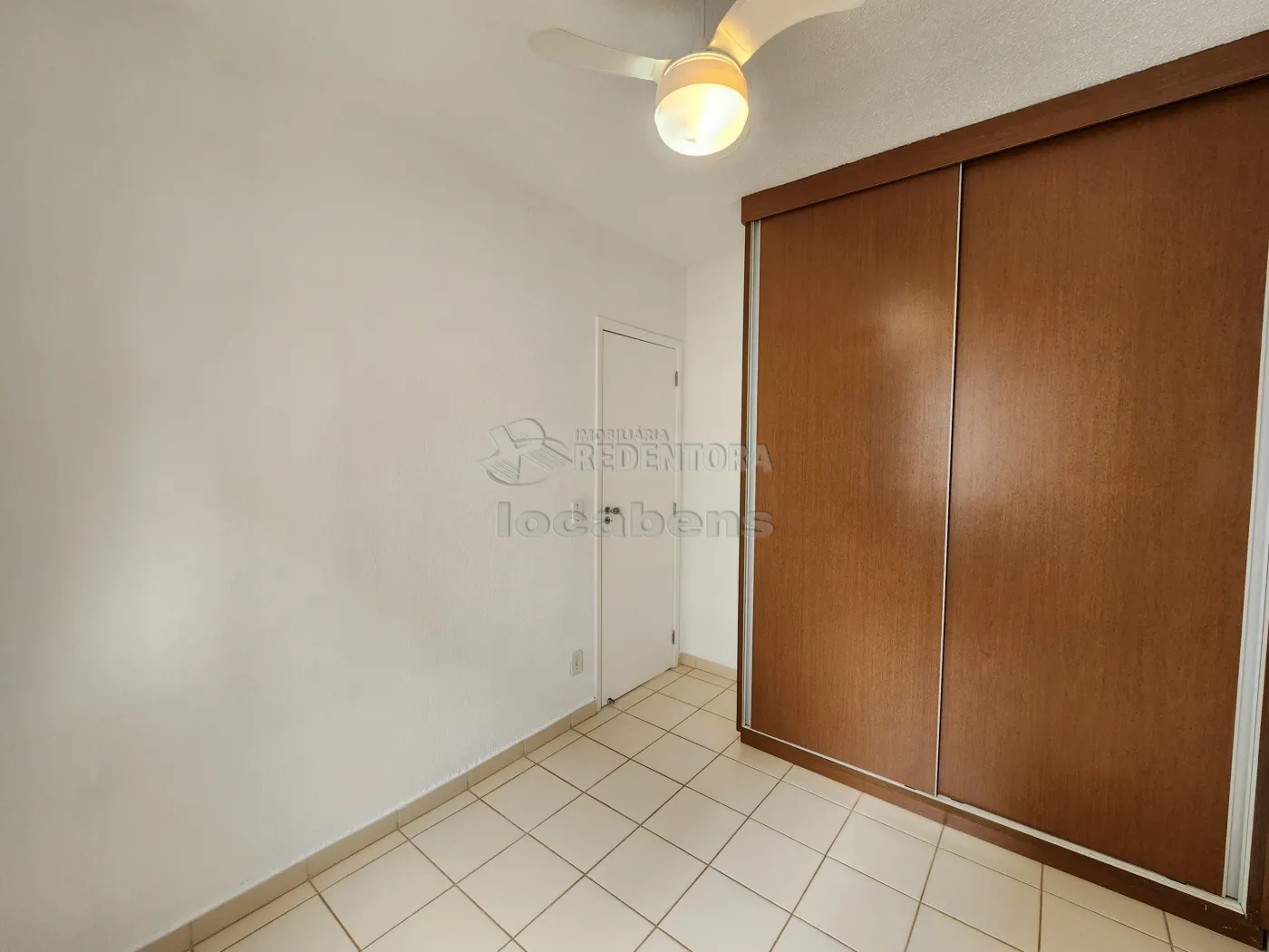 Apartamento para alugar com 2 quartos, 50m² - Foto 9