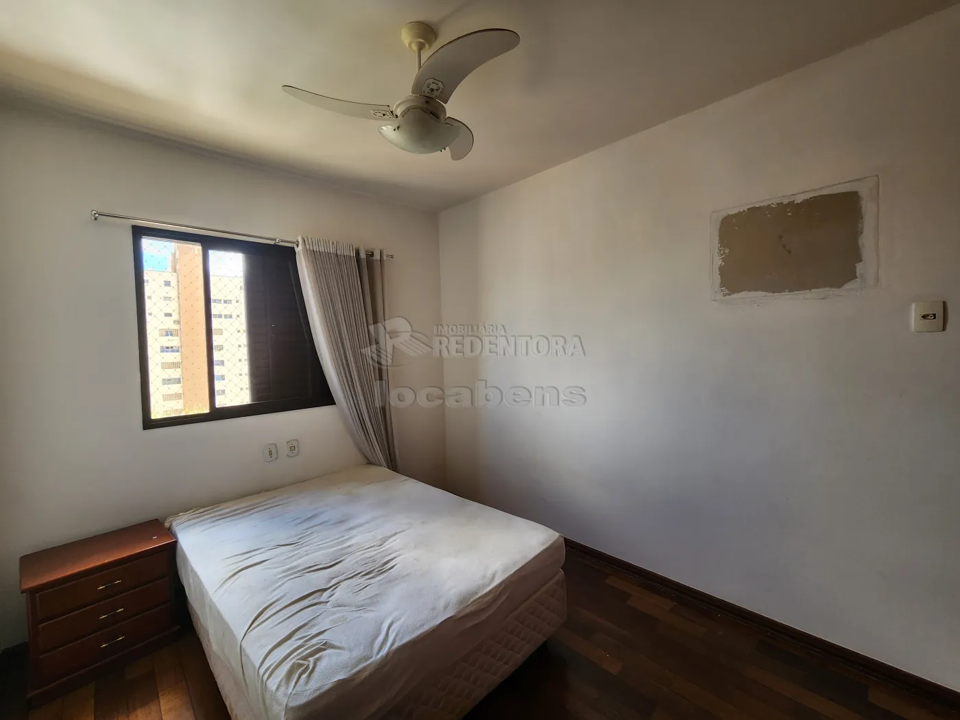 Apartamento para alugar com 3 quartos, 105m² - Foto 13