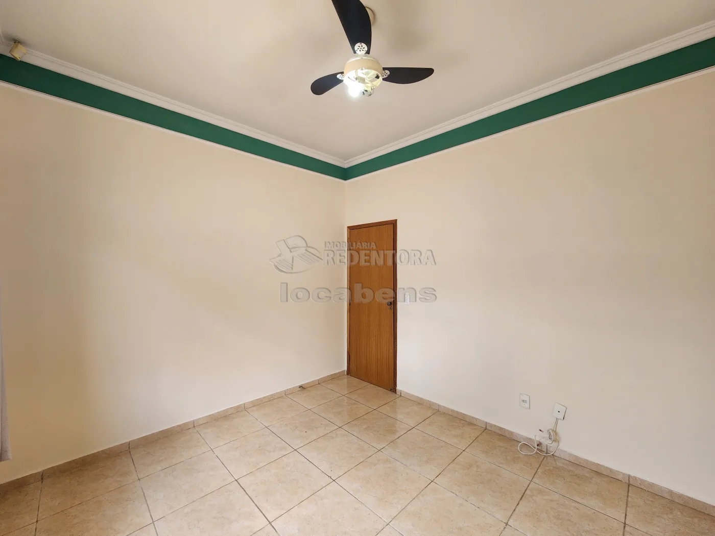 Casa para alugar com 3 quartos, 150m² - Foto 3