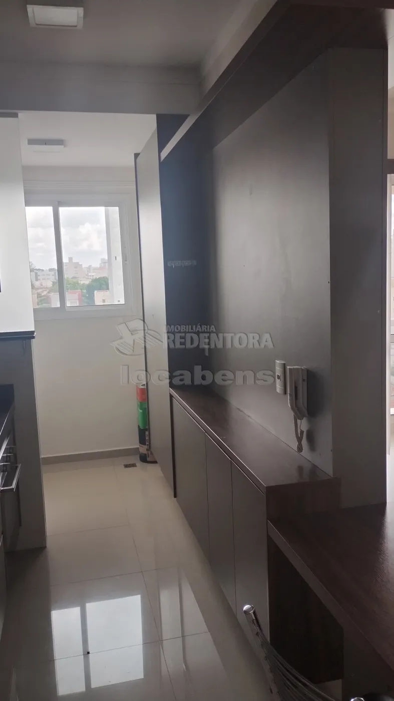 Comprar Apartamento / Padrão em São José do Rio Preto apenas R$ 350.000,00 - Foto 2