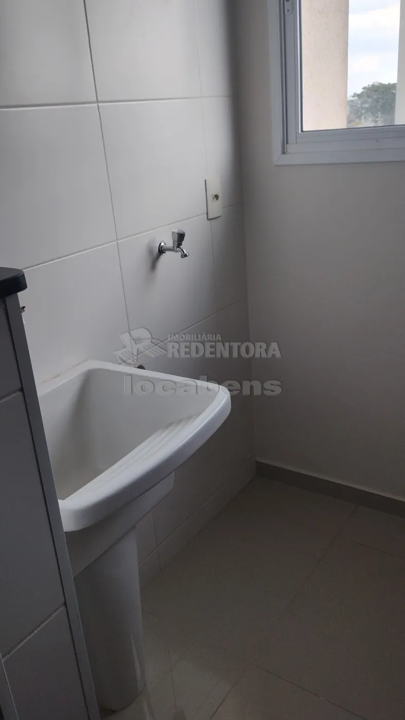 Comprar Apartamento / Padrão em São José do Rio Preto apenas R$ 350.000,00 - Foto 3