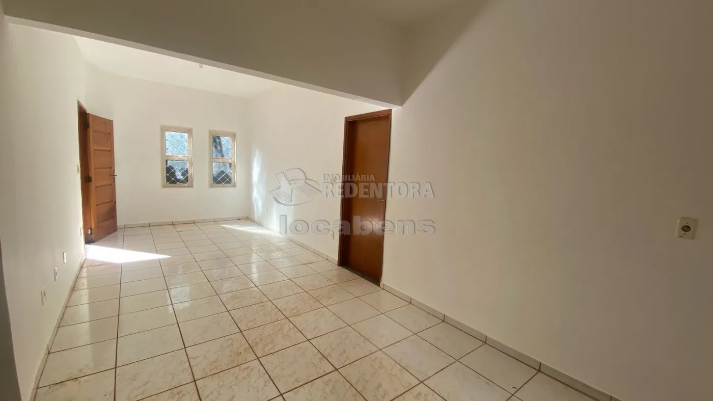 Alugar Casa / Padrão em São José do Rio Preto apenas R$ 2.400,00 - Foto 3