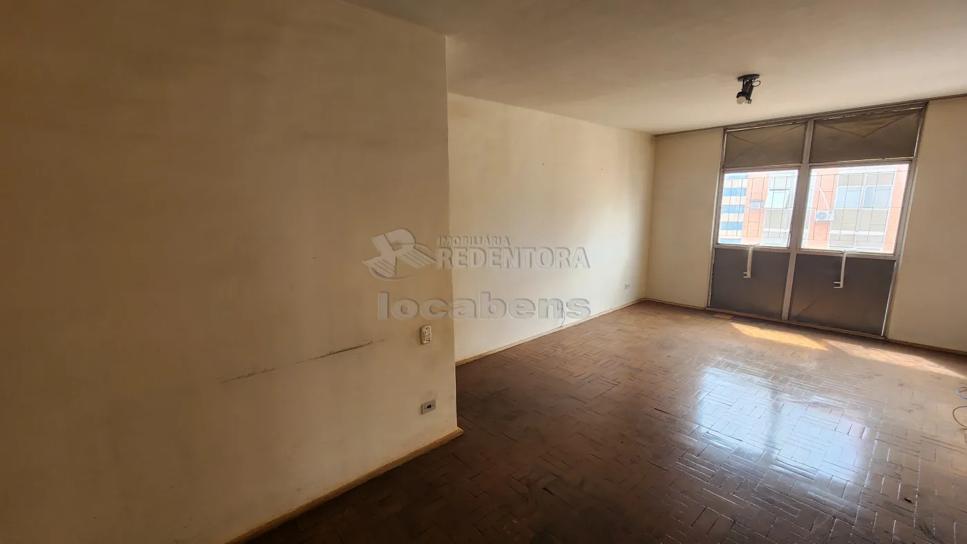 Apartamento à venda com 3 quartos, 121m² - Foto 2