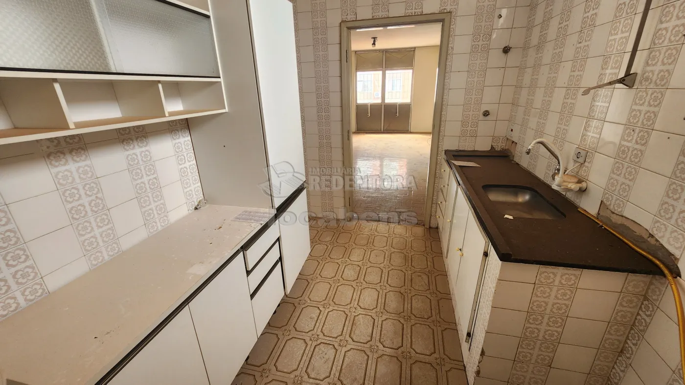 Apartamento à venda com 3 quartos, 121m² - Foto 13