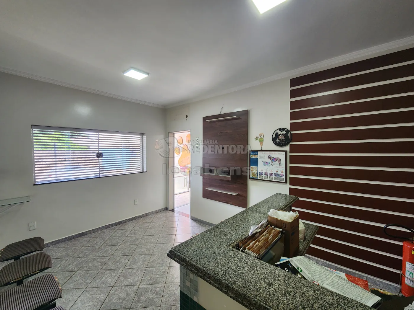 Prédio Inteiro para alugar, 191m² - Foto 2