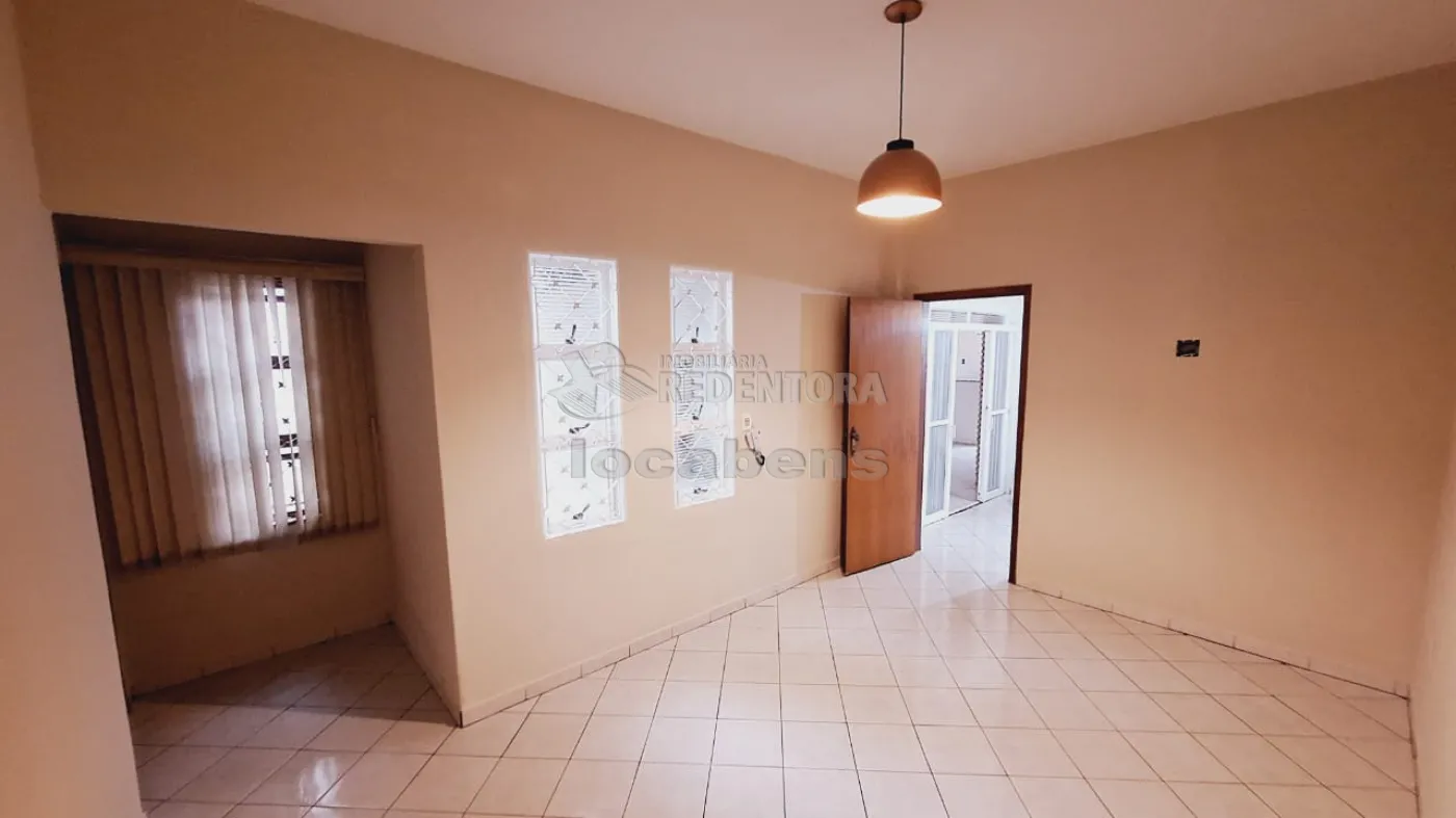 Alugar Casa / Padrão em São José do Rio Preto apenas R$ 1.900,00 - Foto 1