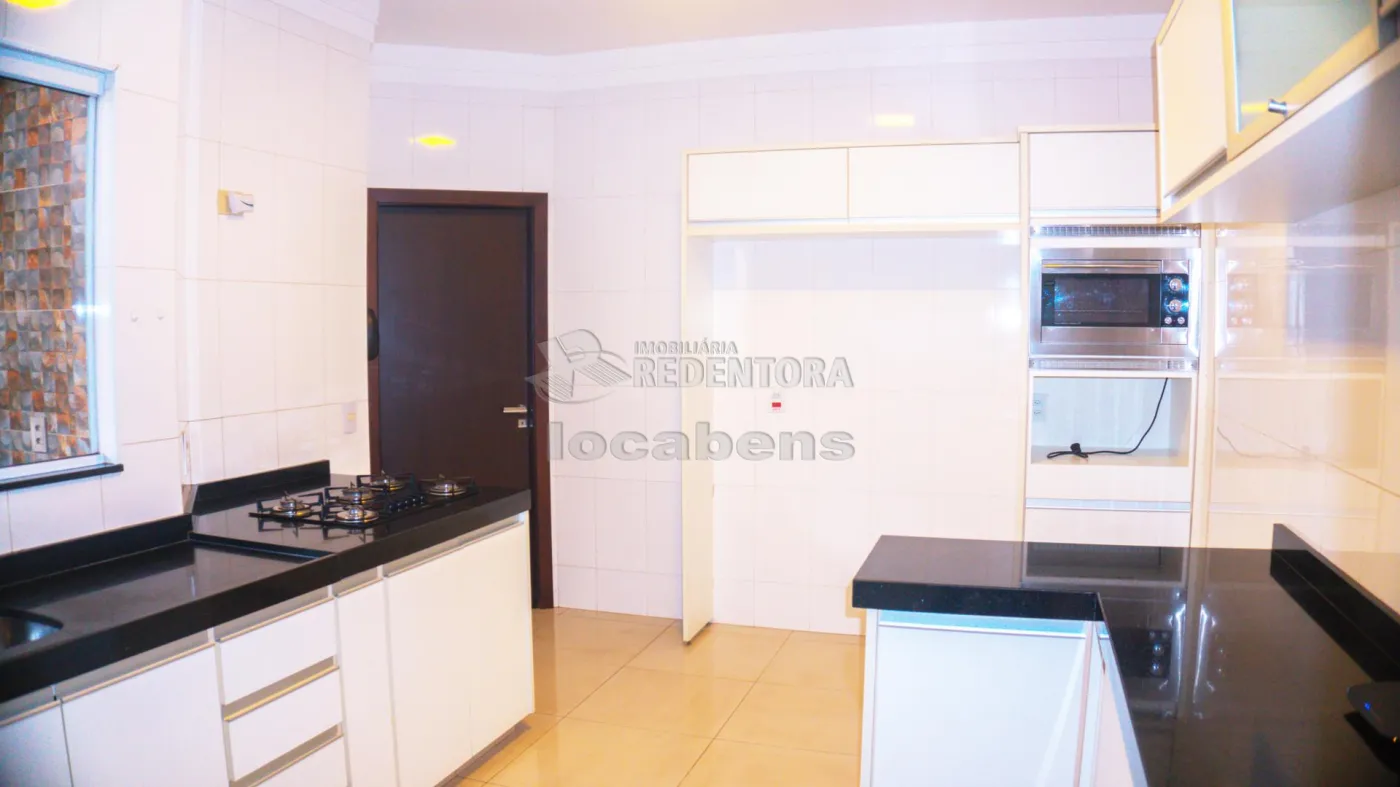 Casa de Condomínio à venda com 3 quartos, 260m² - Foto 18