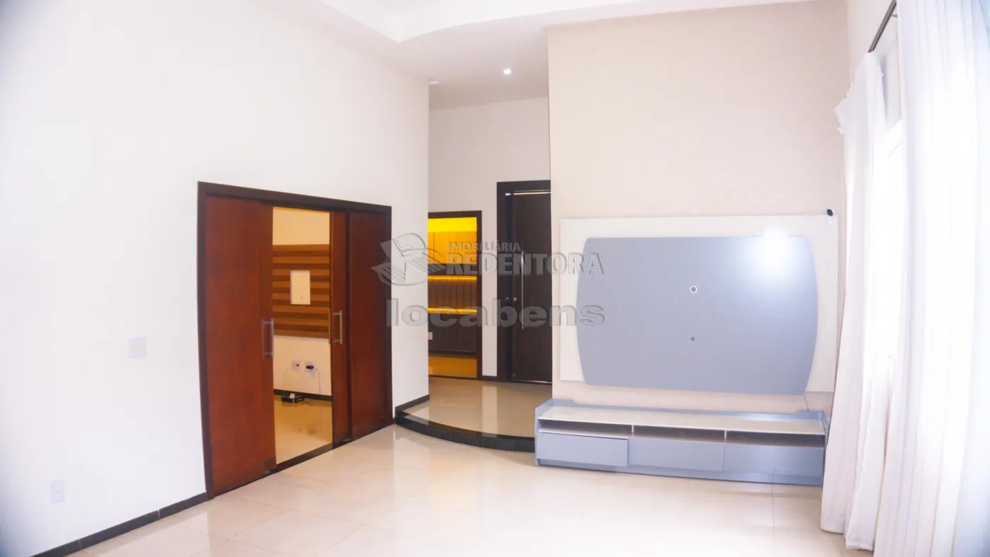 Casa de Condomínio à venda com 3 quartos, 260m² - Foto 1