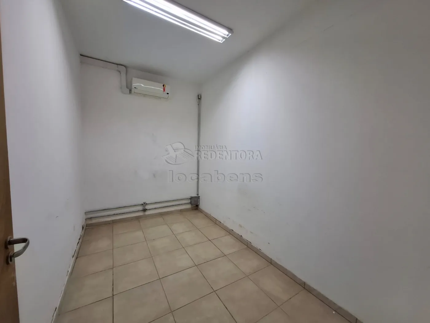 Prédio Inteiro para alugar com 16 quartos, 632m² - Foto 3