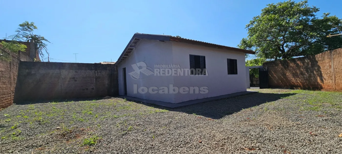 Casa à venda com 2 quartos, 60m² - Foto 11