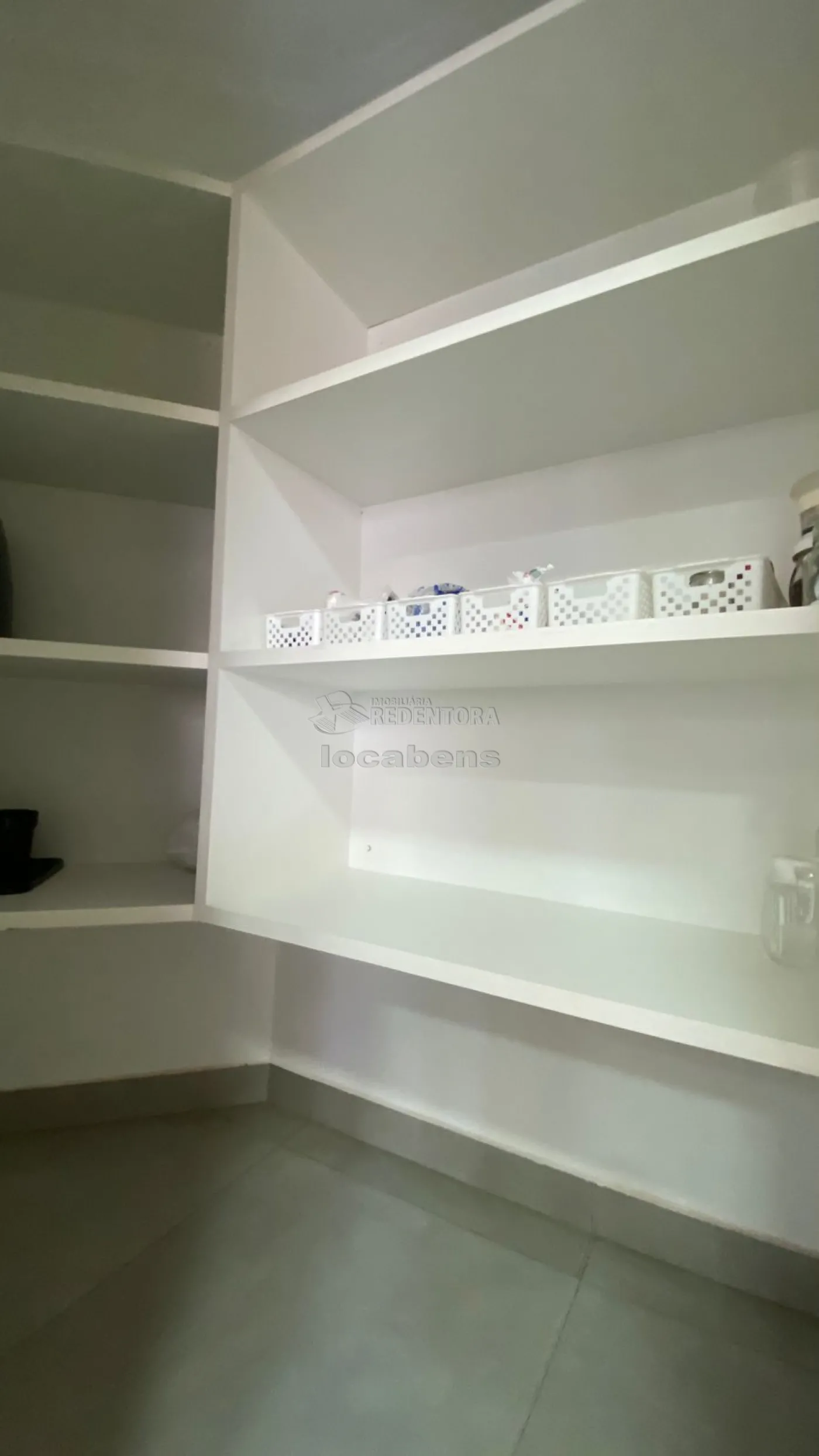 Casa de Condomínio para alugar com 3 quartos, 500m² - Foto 29