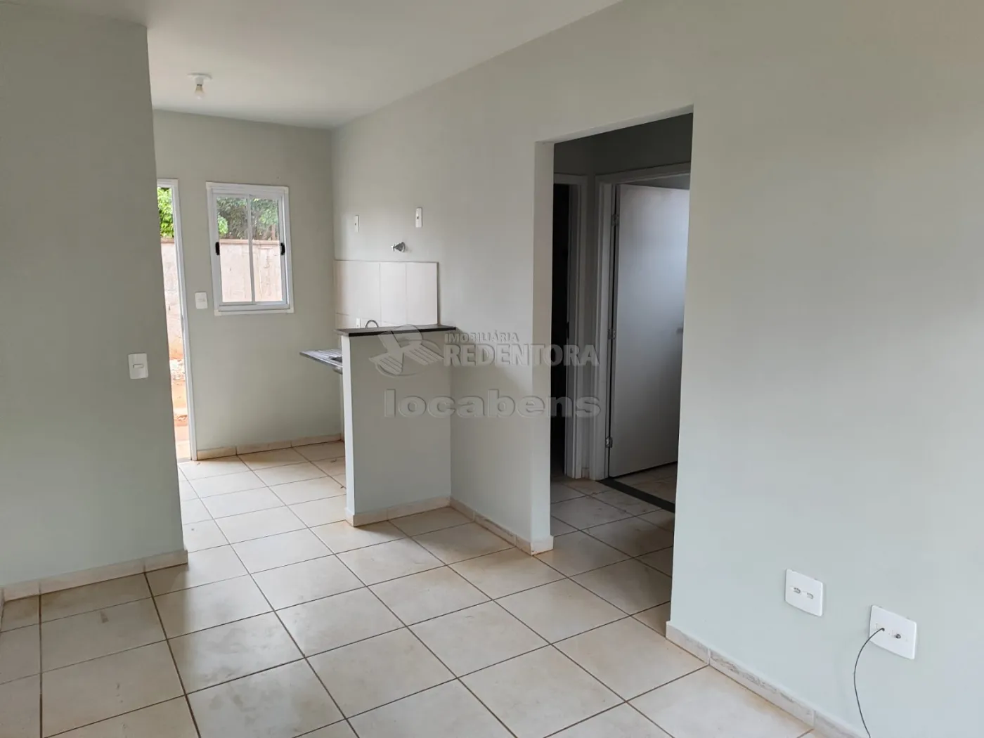 Alugar Casa / Padrão em São José do Rio Preto apenas R$ 800,00 - Foto 1