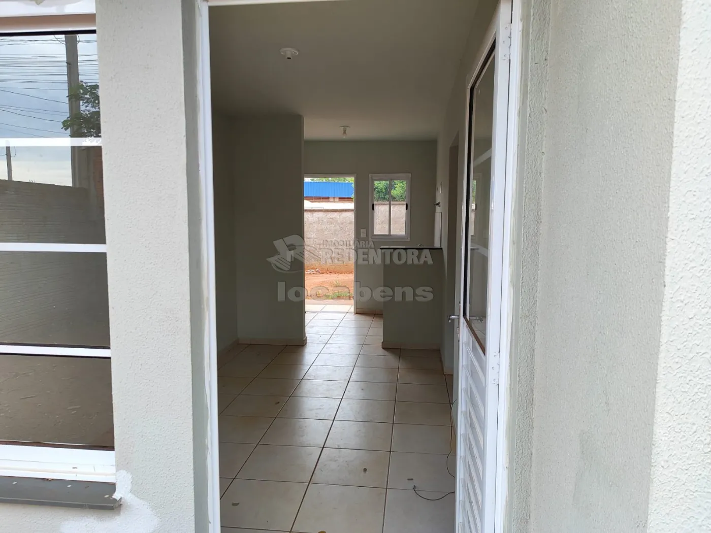 Alugar Casa / Padrão em São José do Rio Preto apenas R$ 800,00 - Foto 3