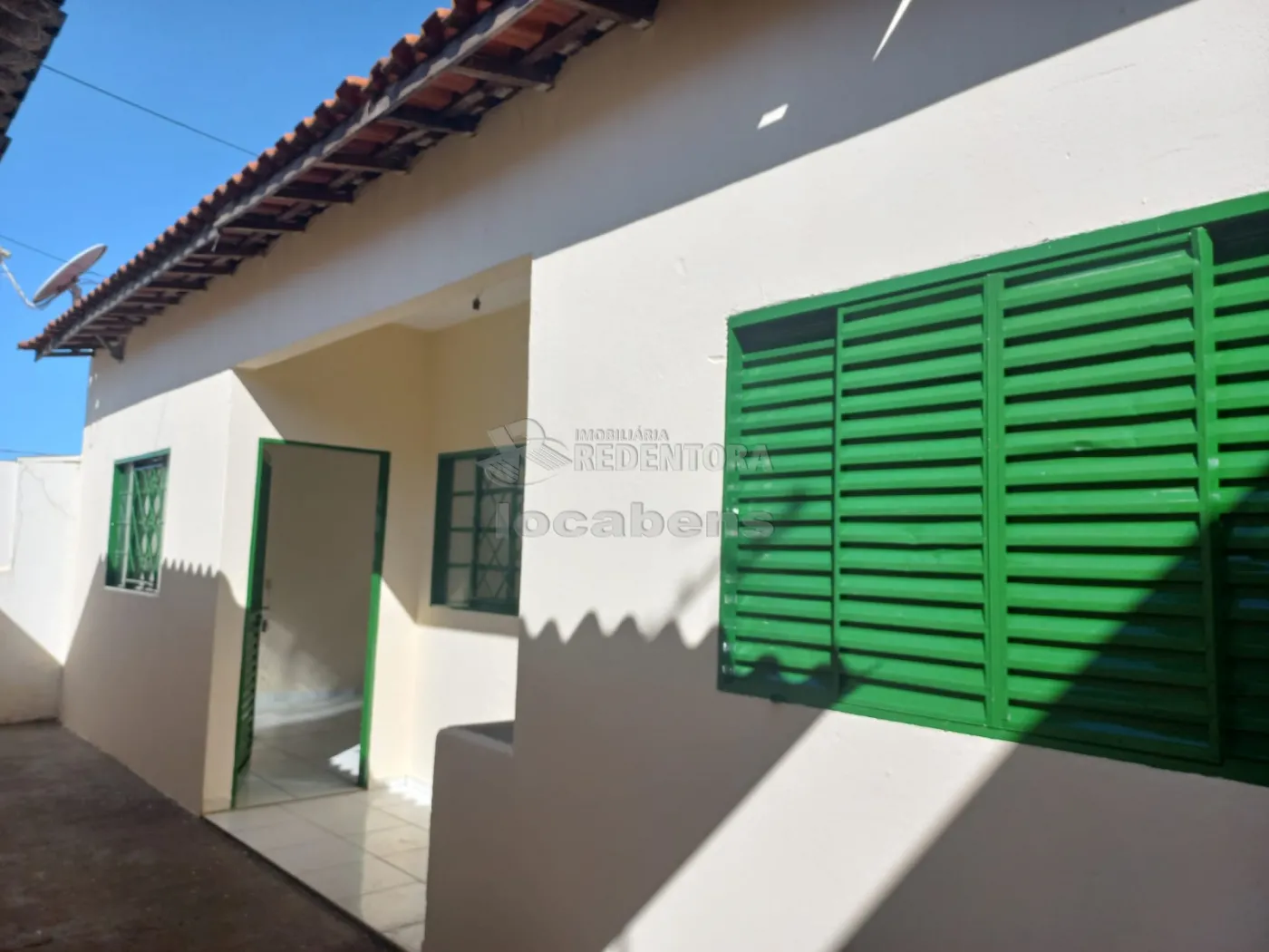 Alugar Casa / Padrão em São José do Rio Preto apenas R$ 800,00 - Foto 1