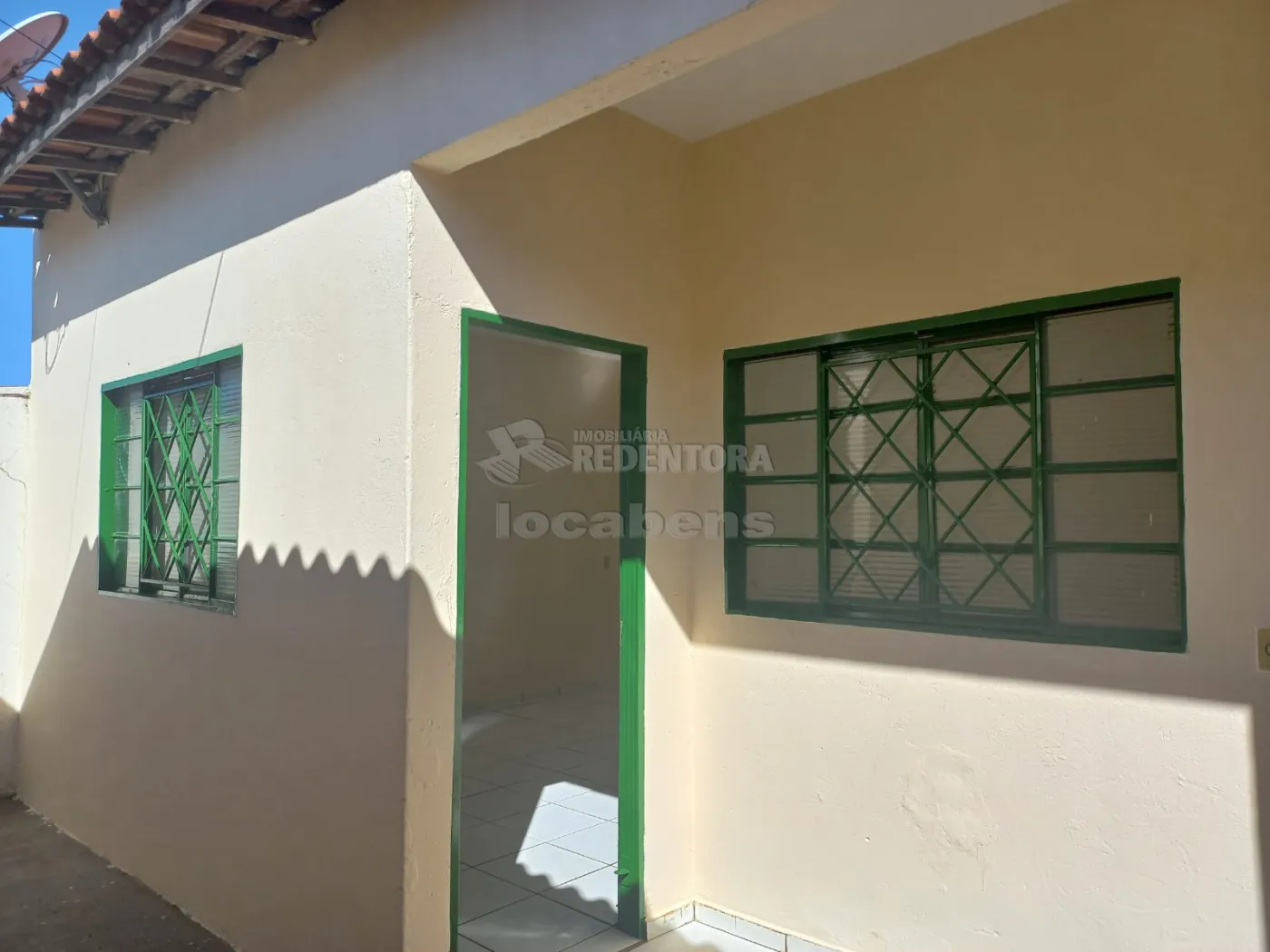 Alugar Casa / Padrão em São José do Rio Preto apenas R$ 800,00 - Foto 3