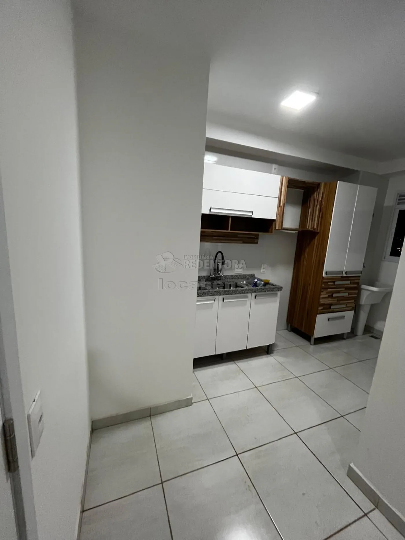 Comprar Apartamento / Padrão em São José do Rio Preto apenas R$ 300.000,00 - Foto 2