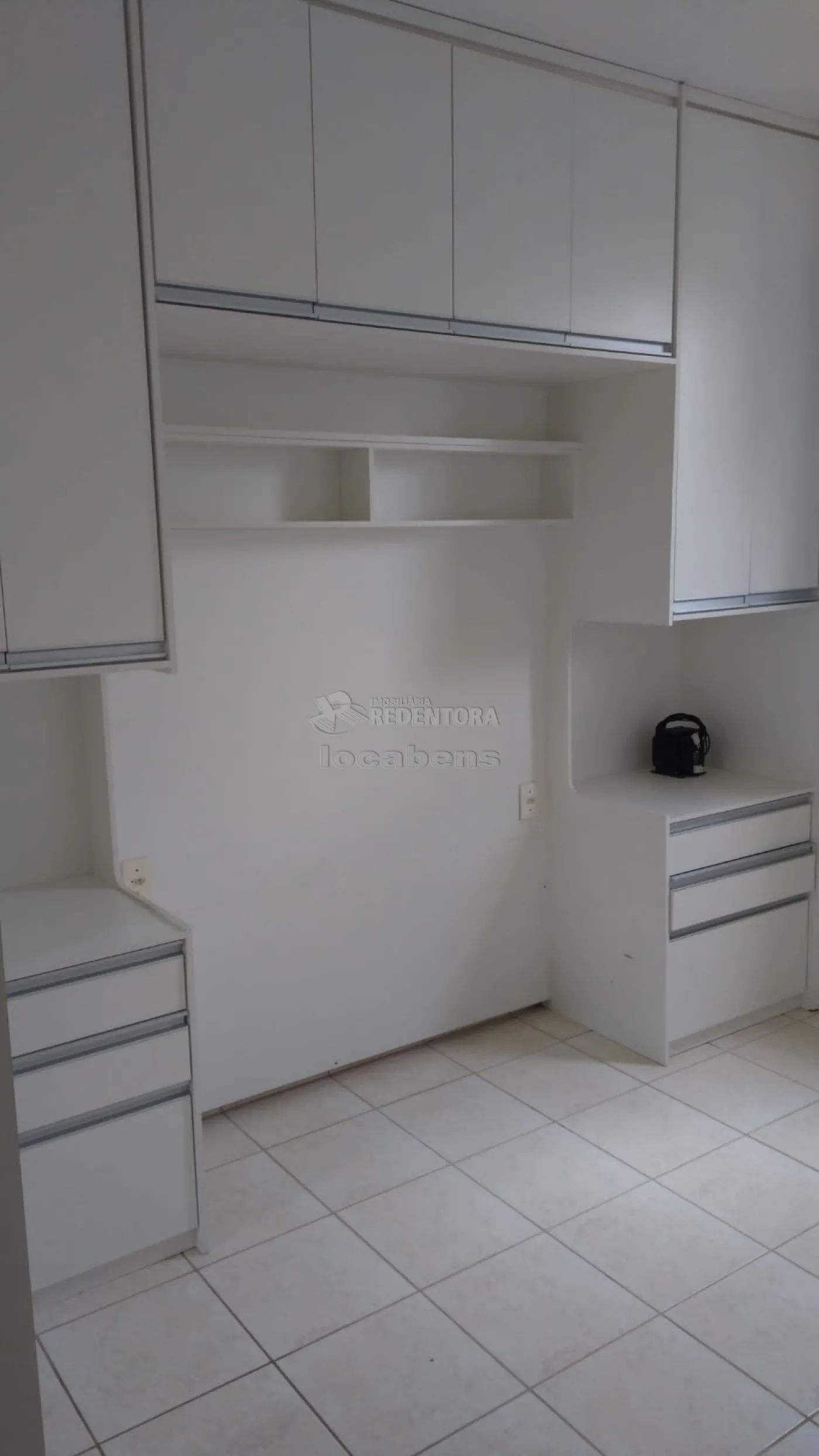 Alugar Apartamento / Padrão em São José do Rio Preto apenas R$ 1.000,00 - Foto 1