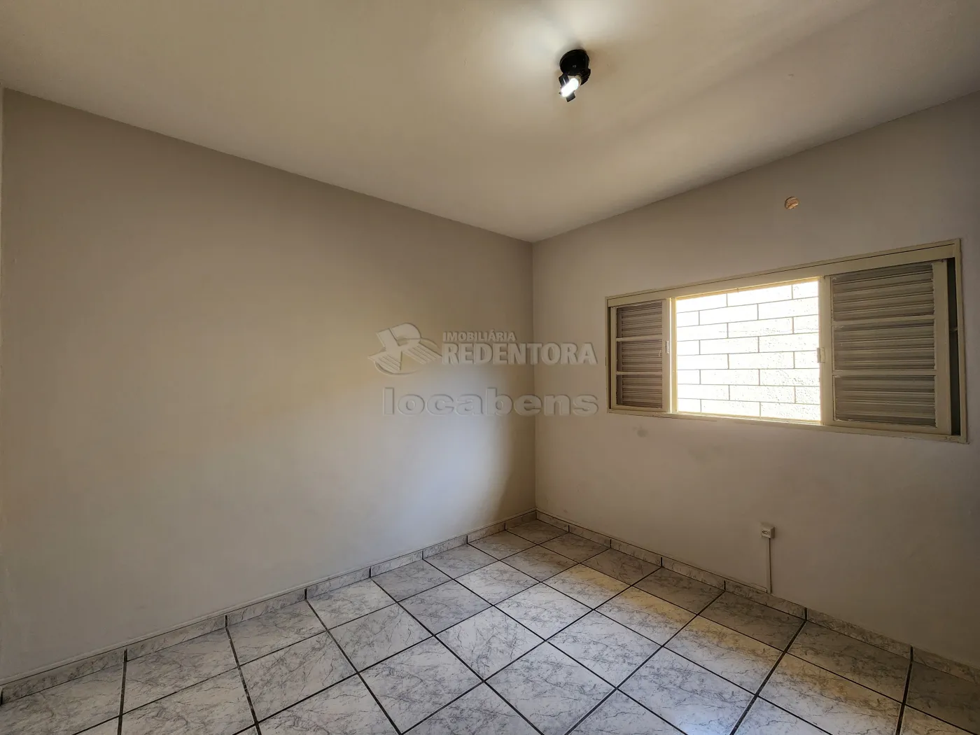 Alugar Casa / Padrão em São José do Rio Preto apenas R$ 1.300,00 - Foto 4