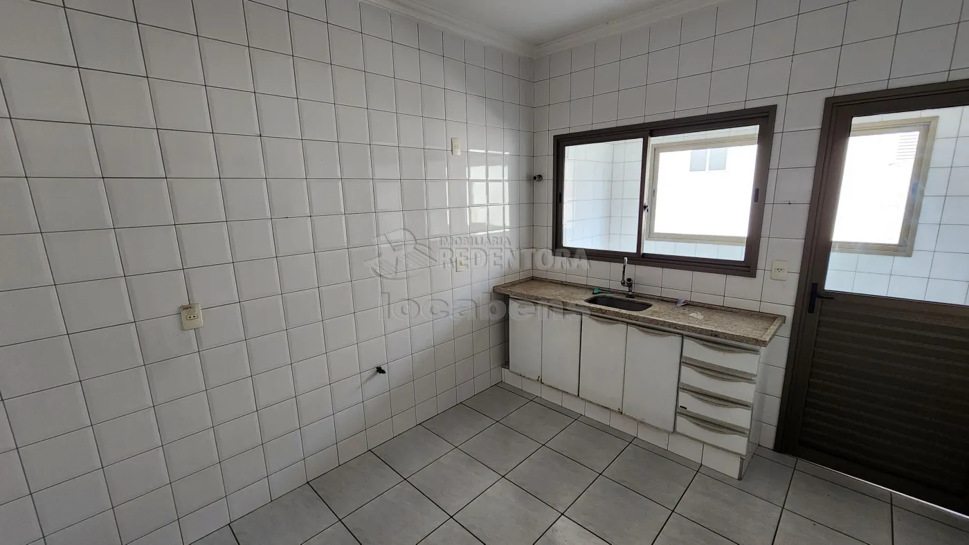 Apartamento para alugar com 2 quartos, 70m² - Foto 3